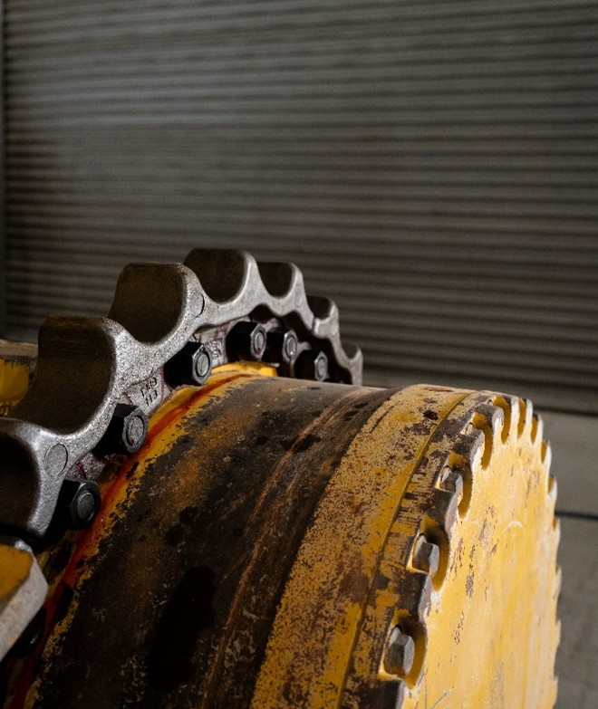 John Deere Construction equipment machine chain